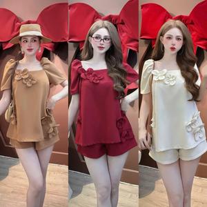 Sét bộ đồ cổ vuông tay phồng đính hoa kèm quan short chất vải cotton hàn cực kì dễ thương