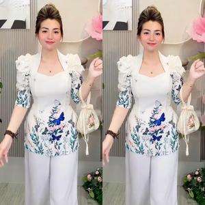 Đồ lam, bà ba, pháp phục đi chùa thiết kế áo cổ nữa hoàng tay phồng họa tiết con hạt đi kèm quần ống xuông