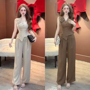 Sét bộ Kiểu Vets Áo cổ vết chéo Đính hoa rời kèm quần ống xuông tôn dáng phù hợp Đi tiệc sang trọng