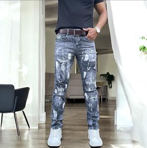 Quần jeans nam mã JINIR555 chất liệu co giãn không ra màu dễ phối đồ gam màu xanh đậm fom slimfit.