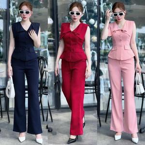 Sét bộ đồ vét thiết kế cổ lá xếp nút gài đi quần ống loe nhẹ tôn dáng sang trọng thu hút