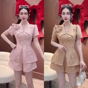 Sét bộ Đồ kiểu cổ lá Lá tay lỡ Đính hóa rời kèm quần shotr mặc đi chơi hay đi tiêc Đều sang trọng