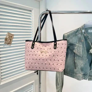 Túi Tote Nữ Họa Tiết Nơ Mini – Phối Quai Dài Cứng Cáp Form Vuông Thời Trang CUN199