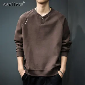 Áo nỉ nam henley ECOLLECT SW03 – cổ henley 1 nút, nỉ cotton 320g ép 2 lớp mềm ấm, phom rộng retro, mặc trong ngoài đều đẹp